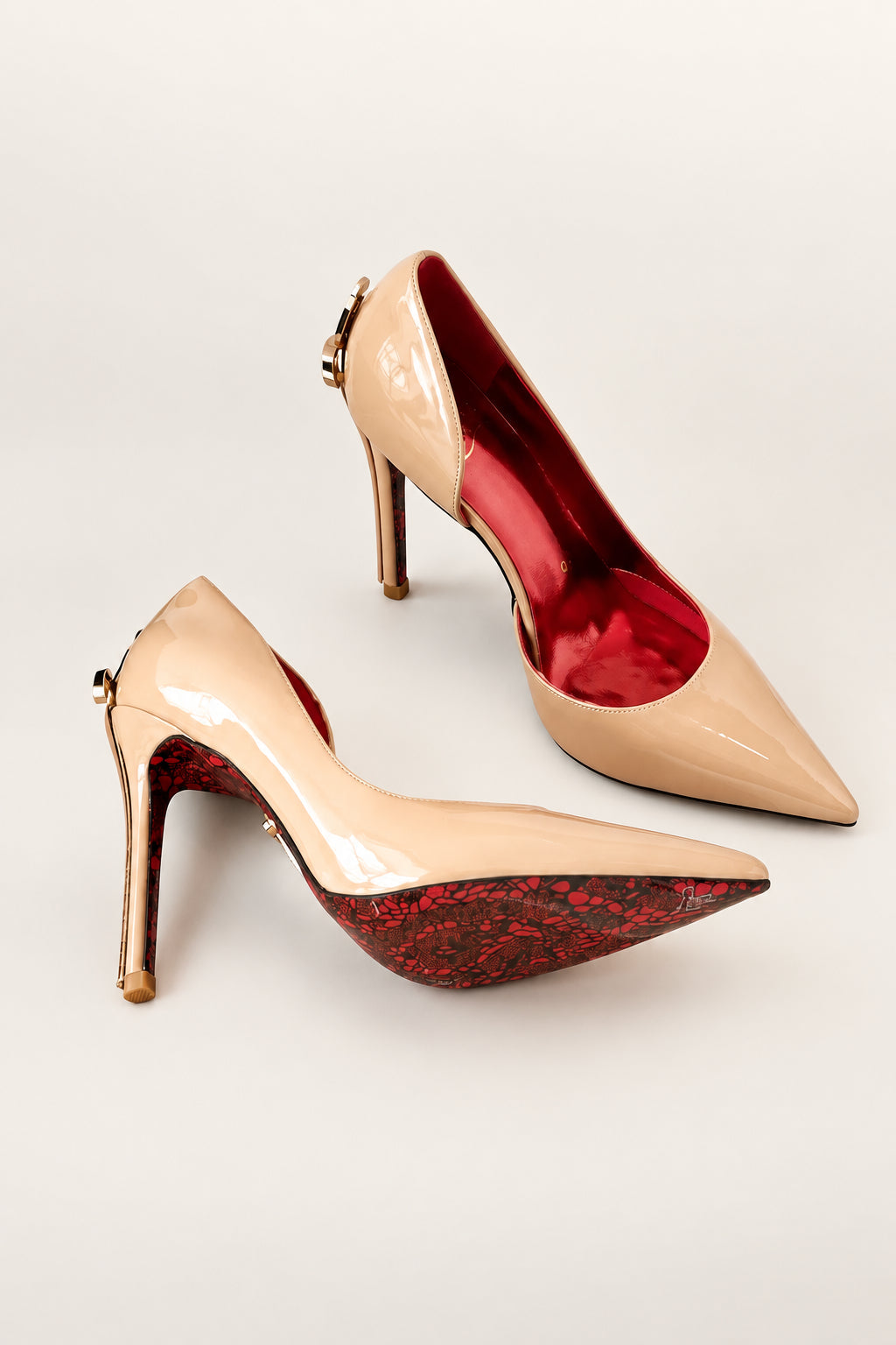 Pointed Stiletto Sword Pump